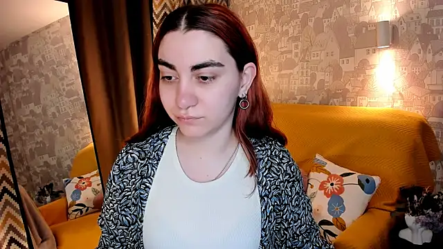 Snapshot of hannacheekss_ chatting on June 2026 02:05:02 AM hannacheekss online show from June 2026 02:05:02 AM