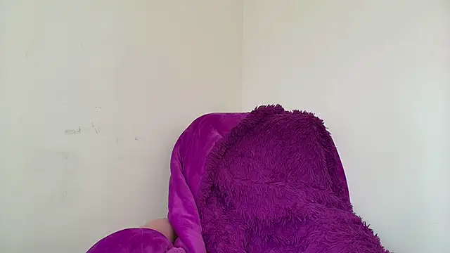 Snapshot of Dailyn_Adams chatting on February 2025 03:31:02 PM Dailyn Adams online show from February 2025 03:31:02 PM