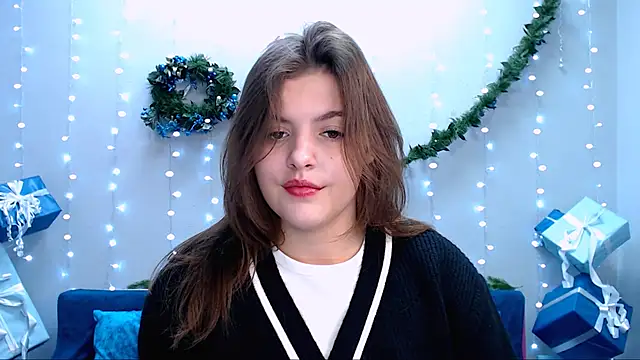 Snapshot of showmeparadise chatting on December 2024 09:09:01 AM showmeparadise online show from December 2024 09:09:01 AM