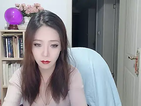 Snapshot of SuSushi728 chatting on December 2025 03:21:01 PM SuSushi728 online show from December 2025 03:21:01 PM