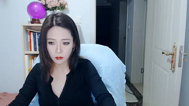 Snapshot of SuSushi728 chatting on May 2026 03:17:01 PM SuSushi728 online show from May 2026 03:17:01 PM