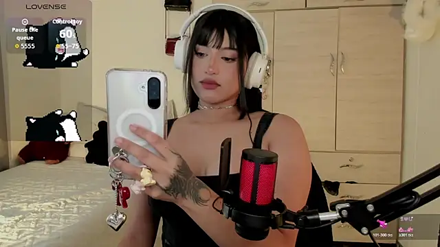 Ju Kyung online show from October 2025 01:33:02 AM