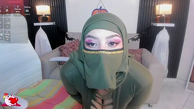 cloe sirena online show from October 2025 03:52:01 PM