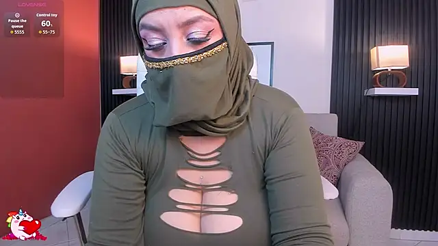 cloe sirena online show from November 2025 02:49:01 PM