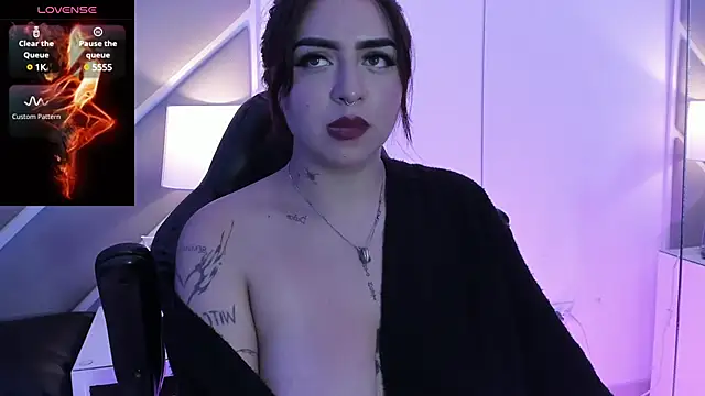 Snapshot of AnnikaMerliahh_ chatting on January 2025 04:09:01 PM AnnikaMerliahh online show from January 2025 04:09:01 PM