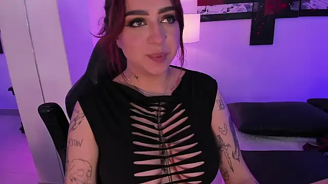 Snapshot of AnnikaMerliahh_ chatting on February 2025 06:26:01 PM AnnikaMerliahh online show from February 2025 06:26:01 PM