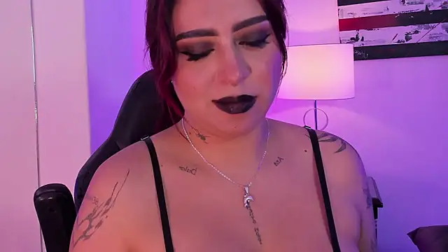 Snapshot of AnnikaMerliahh_ chatting on February 2025 06:19:01 PM AnnikaMerliahh online show from February 2025 06:19:01 PM