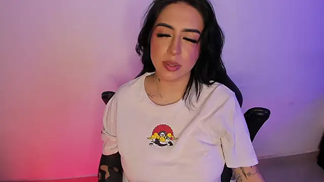 Snapshot of AnnikaMerliahh_ chatting on September 2025 04:59:02 AM AnnikaMerliahh online show from September 2025 04:59:02 AM