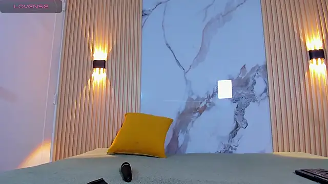 Lil eva2 online show from November 2025 07:23:01 PM