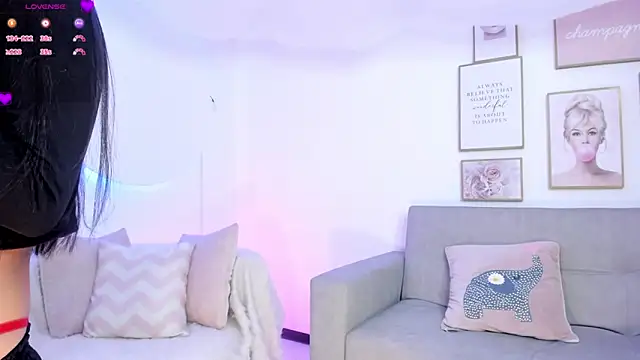 valka wolfe online show from January 2025 10:58:02 PM