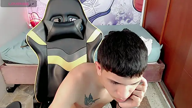 Snapshot of Brayan_lopezz chatting on January 2025 07:21:01 PM Brayan lopezz online show from January 2025 07:21:01 PM