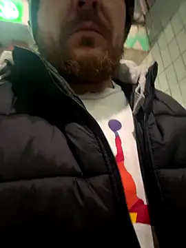 Johny69xo online show from October 2025 03:49:02 AM