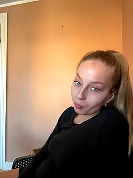 Snapshot of Hr_Frk_Olsen chatting on September 2025 11:58:01 AM Hr Frk Olsen online show from September 2025 11:58:01 AM