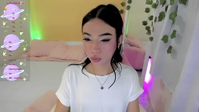 Snapshot of AndreaSweet_ chatting on January 2025 05:06:01 PM AndreaSweet  online show from January 2025 05:06:01 PM