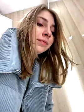 Snapshot of Sunny___Bunny chatting on December 2024 11:12:02 AM Sunny Bunny online show from December 2024 11:12:02 AM