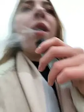 Snapshot of Sunny___Bunny chatting on December 2024 12:45:02 PM Sunny Bunny online show from December 2024 12:45:02 PM