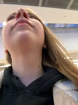 Snapshot of Sunny___Bunny chatting on January 2025 01:25:02 PM Sunny Bunny online show from January 2025 01:25:02 PM