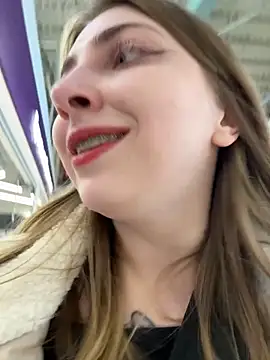 Snapshot of Sunny___Bunny chatting on February 2025 03:15:02 PM Sunny Bunny online show from February 2025 03:15:02 PM