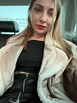 Snapshot of Sunny___Bunny chatting on February 2025 02:15:01 PM Sunny Bunny online show from February 2025 02:15:01 PM