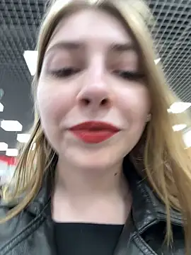 Snapshot of Sunny___Bunny chatting on February 2025 02:10:02 PM Sunny Bunny online show from February 2025 02:10:02 PM