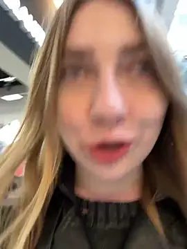 Snapshot of Sunny___Bunny chatting on February 2025 02:09:02 PM Sunny Bunny online show from February 2025 02:09:02 PM