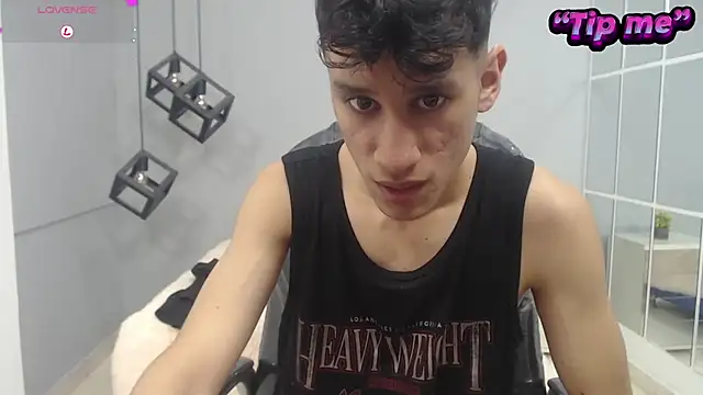 Snapshot of alan_ws chatting on December 2024 01:31:02 AM alan ws online show from December 2024 01:31:02 AM