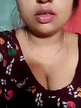 Snapshot of Priya_2222 chatting on December 2024 10:44:02 AM Priya 2222 online show from December 2024 10:44:02 AM