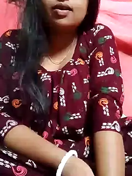 Snapshot of Priya_2222 chatting on December 2024 05:18:01 AM Priya 2222 online show from December 2024 05:18:01 AM