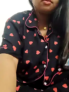 Snapshot of Priya_2222 chatting on January 2025 05:06:01 PM Priya 2222 online show from January 2025 05:06:01 PM