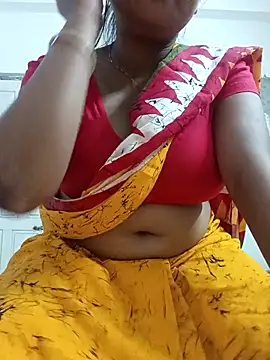 Snapshot of Priya_2222 chatting on May 2026 06:38:01 PM Priya 2222 online show from May 2026 06:38:01 PM
