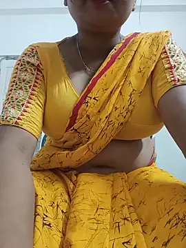 Snapshot of Priya_2222 chatting on June 2026 07:36:01 PM Priya 2222 online show from June 2026 07:36:01 PM