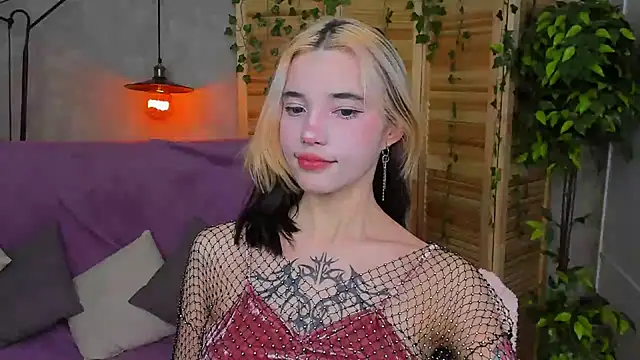 Snapshot of as1an_girlfriend chatting on January 2025 06:56:01 AM as1an girlfriend online show from January 2025 06:56:01 AM