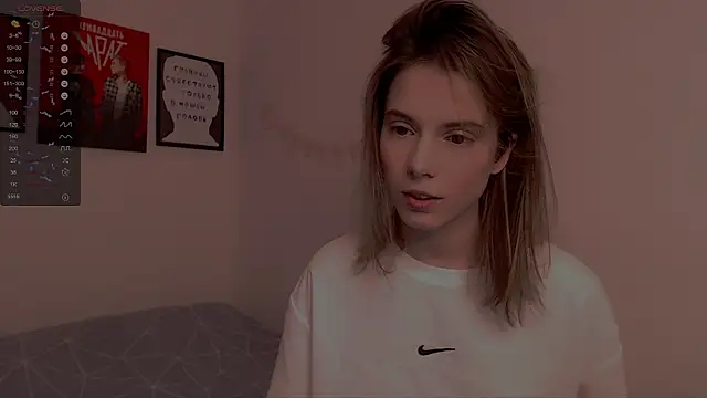 Snapshot of _ni_kiss chatting on February 2025 10:28:02 PM ni kiss online show from February 2025 10:28:02 PM