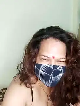 Snapshot of Anika-Bhabhi chatting on January 2025 01:13:02 PM Anika-Bhabhi online show from January 2025 01:13:02 PM