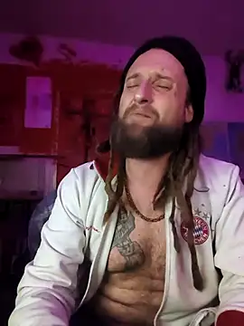 Ozomitro online show from January 2026 04:00:02 PM