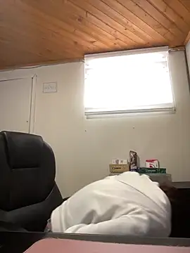 Hilary pinkk online show from March 2026 08:38:02 PM