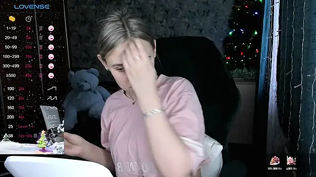 Your small bunny online show from December 2024 04:12:01 AM