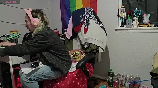 tallnerdyguy online show from January 2026 03:34:01 AM