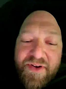 Snapshot of Strong_Bear89 chatting on January 2025 09:17:01 AM Strong Bear89 online show from January 2025 09:17:01 AM