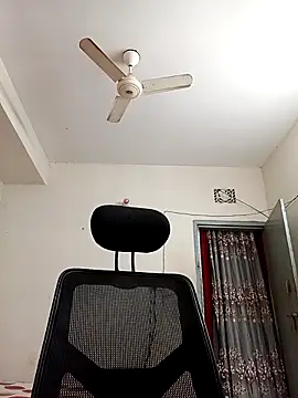 Tisha-01 online show from November 2025 01:16:01 AM