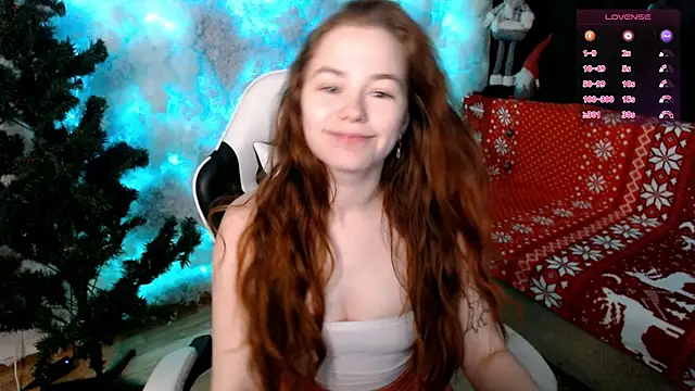 Snapshot of Fox_Lisa chatting on December 2024 08:33:02 AM Fox Lisa online show from December 2024 08:33:02 AM