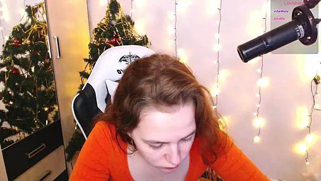 Snapshot of Fox_Lisa chatting on December 2024 09:50:02 AM Fox Lisa online show from December 2024 09:50:02 AM