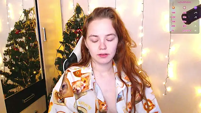 Snapshot of Fox_Lisa chatting on December 2024 08:55:02 AM Fox Lisa online show from December 2024 08:55:02 AM