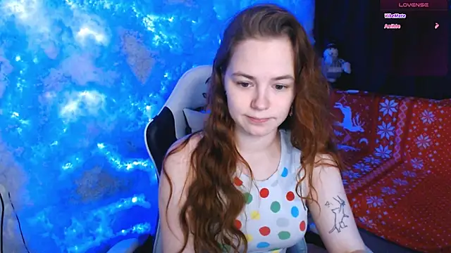 Snapshot of Fox_Lisa chatting on January 2025 11:09:02 AM Fox Lisa online show from January 2025 11:09:02 AM