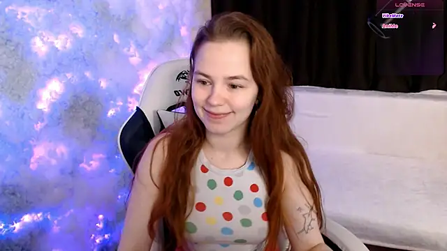 Snapshot of Fox_Lisa chatting on January 2025 11:15:02 AM Fox Lisa online show from January 2025 11:15:02 AM