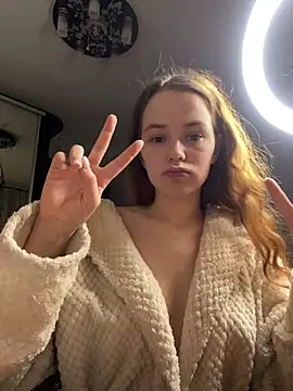 Snapshot of Fox_Lisa chatting on March 2025 07:37:02 PM Fox Lisa online show from March 2025 07:37:02 PM