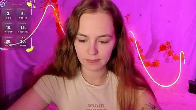 Snapshot of Fox_Lisa chatting on November 2025 06:07:01 PM Fox Lisa online show from November 2025 06:07:01 PM