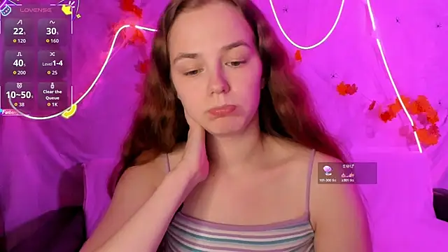 Snapshot of Fox_Lisa chatting on November 2025 10:18:02 PM Fox Lisa online show from November 2025 10:18:02 PM