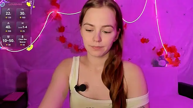 Snapshot of Fox_Lisa chatting on November 2025 07:16:02 PM Fox Lisa online show from November 2025 07:16:02 PM