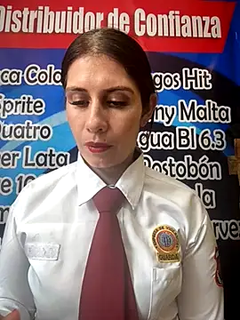 Snapshot of Alysson-- chatting on November 2025 04:07:02 PM Alysson-- online show from November 2025 04:07:02 PM